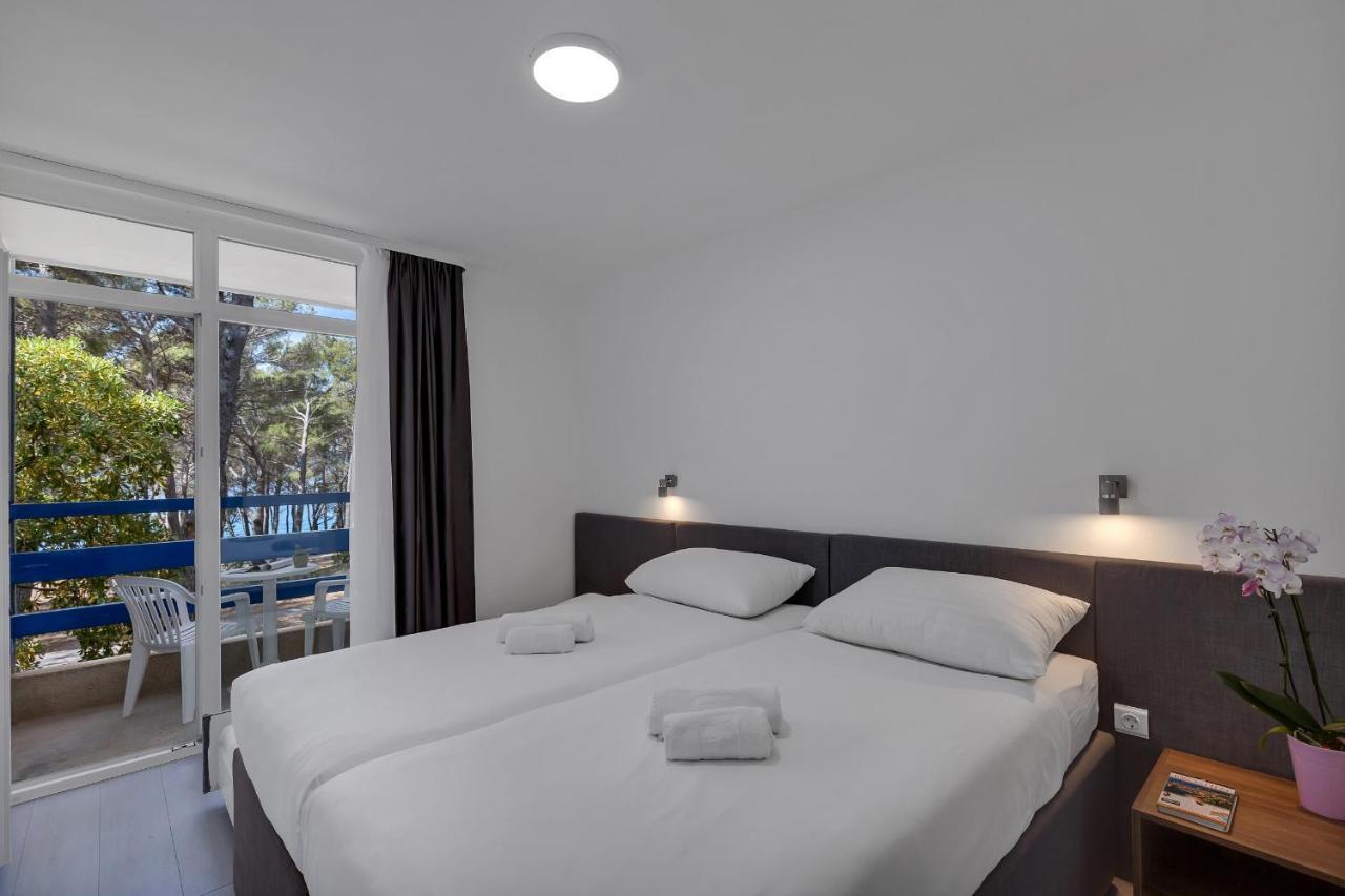 Hotel Alem Baska Voda Bagian luar foto