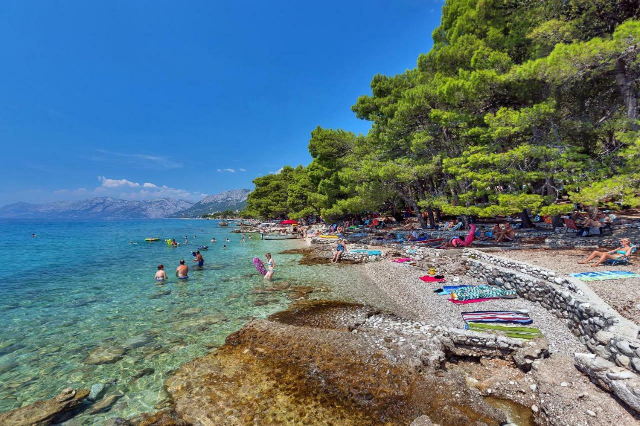 Hotel Alem Baska Voda Bagian luar foto